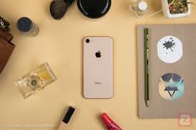 بررسی آیفون ۸